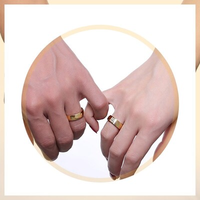 Snubní prsteny z oceli zlaté barvy a zirkony