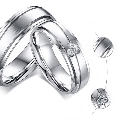 Snubní prsteny z oceli stříbrné barvy a zirkony